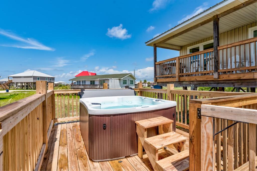 Hot Tub (Jacuzzi) - Photo 4