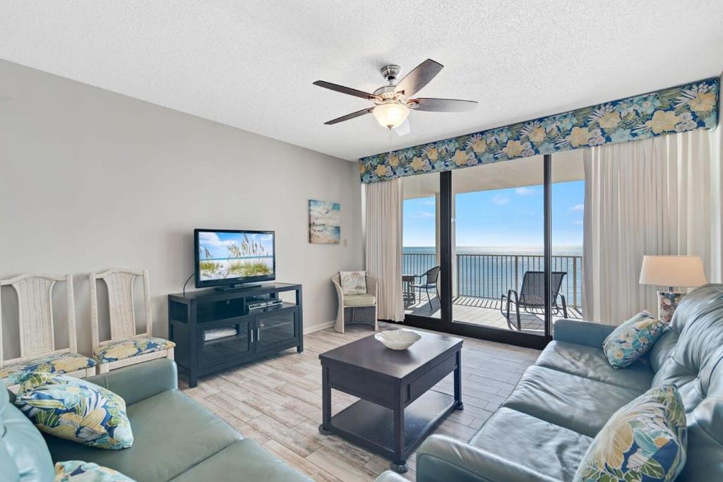 Windward Pointe 804- Sleeps 10 beachfront Resort amenities - Image 6