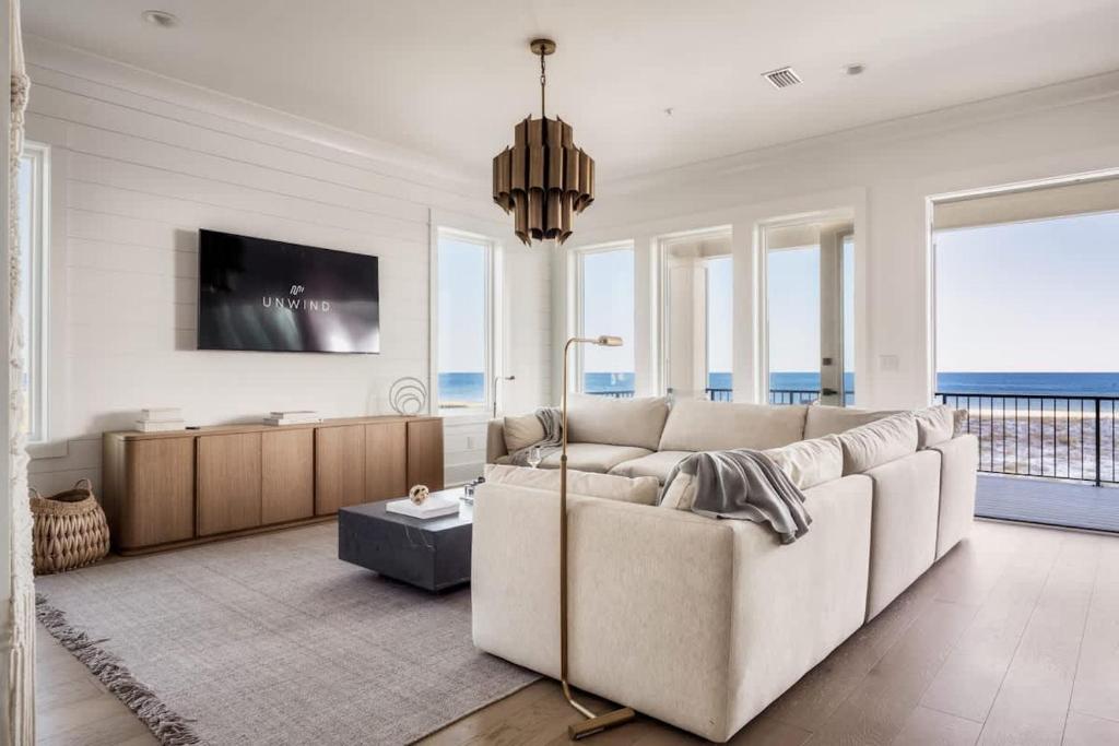 Elysian - Beachfront Paradise with Luxury Amenities - Image 4