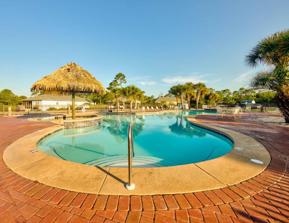 Hot Tub (Jacuzzi) - Photo 4