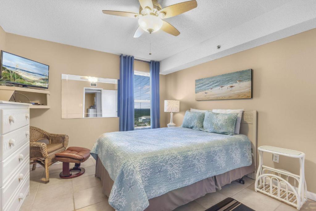 Phoenix II 2101-Amenities Galore Beachfront - Image 7