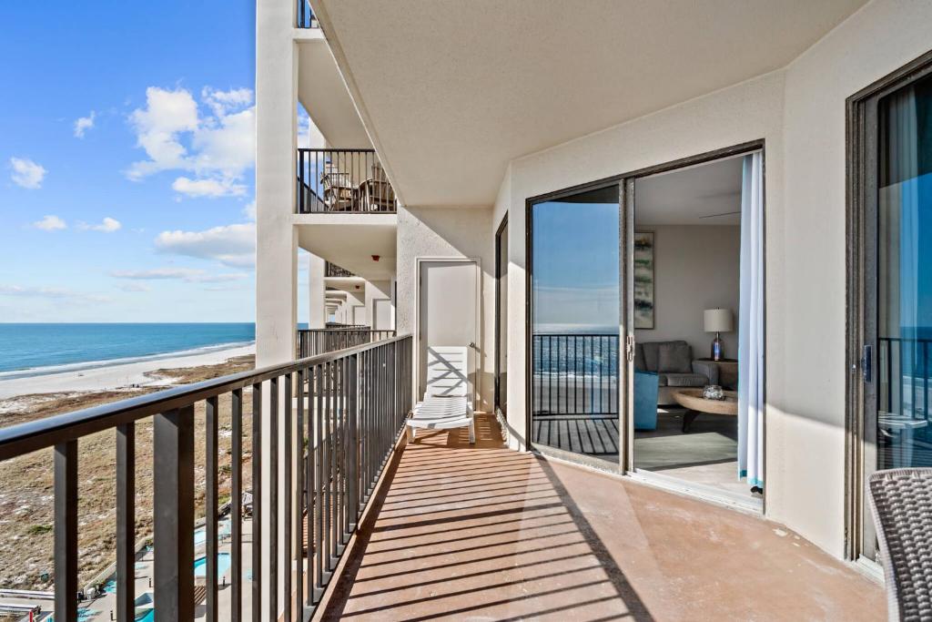 Phoenix VII 71113 by ALBVR - Beautiful Beachfront Condo with Amazing Views & Amenities! - Image 7