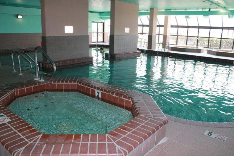 Hot Tub (Jacuzzi) - Photo 4