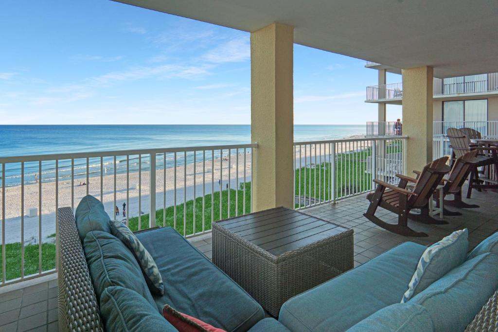 Summer House 606B by ALBVR - Gorgeous Corner Condo with Wrap Around Balcony! - Image 7