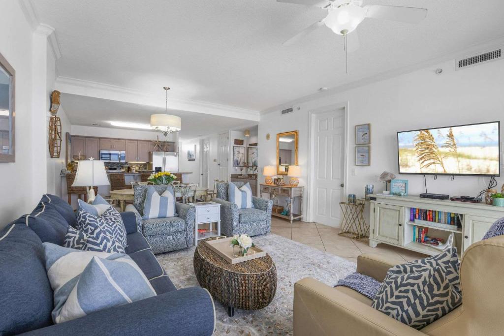 Regency Isle: Beachfront Bliss & Amazing Views 2 bedrooms - Image 6