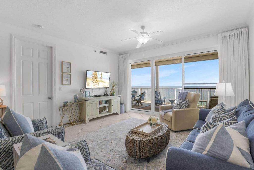 Regency Isle: Beachfront Bliss & Amazing Views 2 bedrooms - Image 4