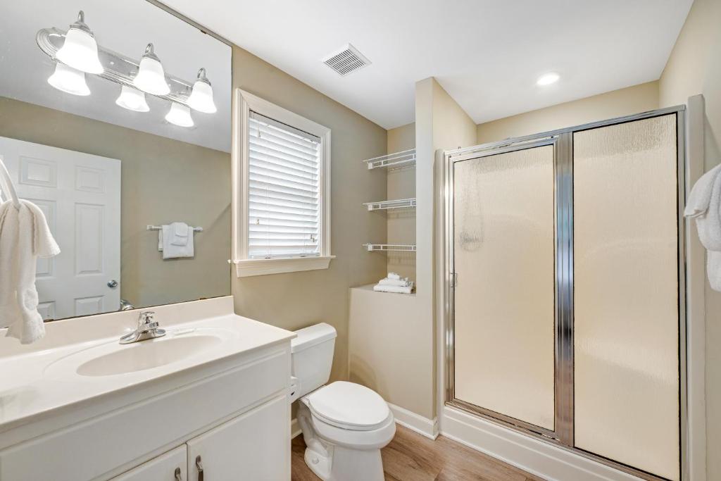 Wave Dancer by Meyer Vacation Rentals - Image 8