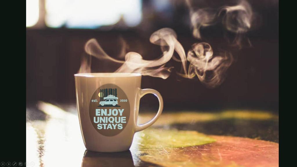 Mr Hills Mercantile Cabin with a hot tub - Image 7