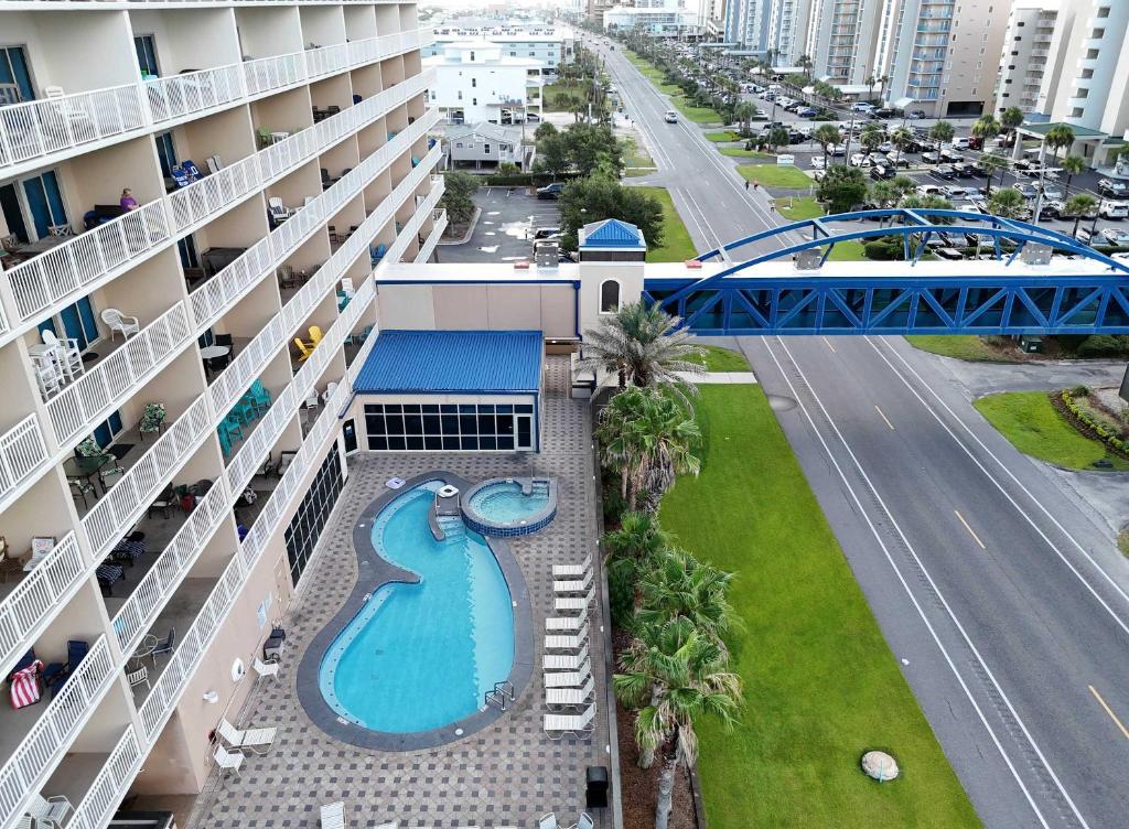 Hot Tub (Jacuzzi) - Photo 3