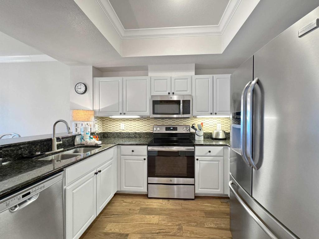 Sunset Crossing - Image 7