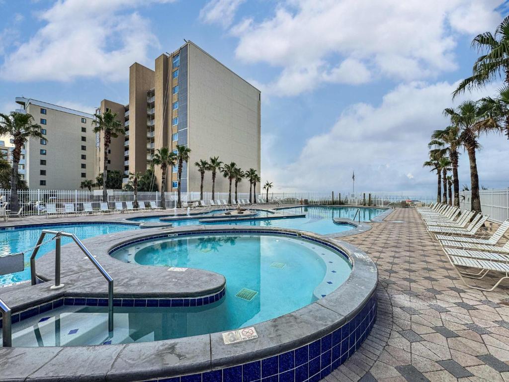 Hot Tub (Jacuzzi) - Photo 4