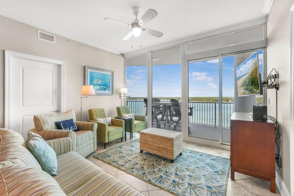 Bel Sole 1102 Spacious water view beach access