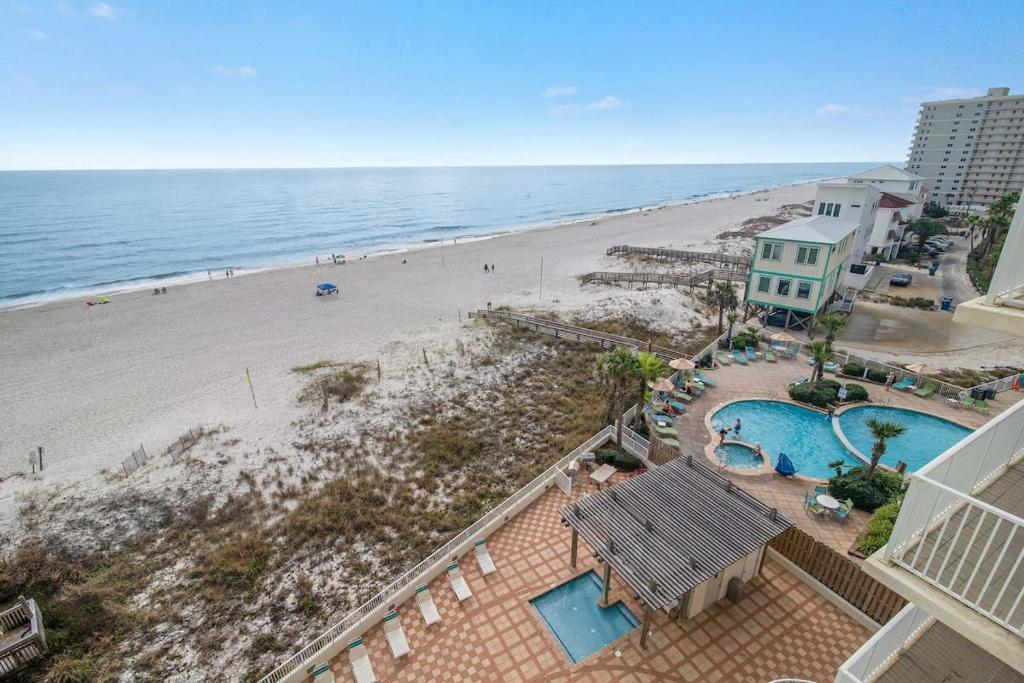 Hot Tub (Jacuzzi) - Photo 2