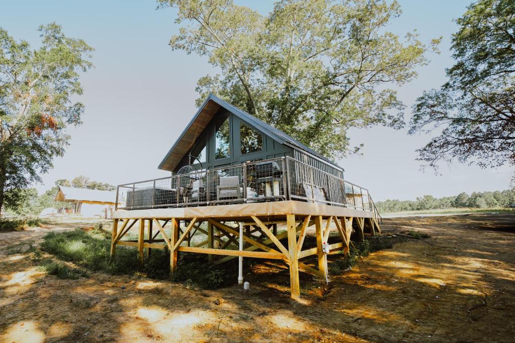 Starlight Haven at Weiss Lake