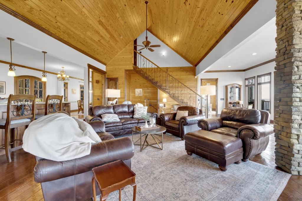 The Lodge in Mentone - Image 4