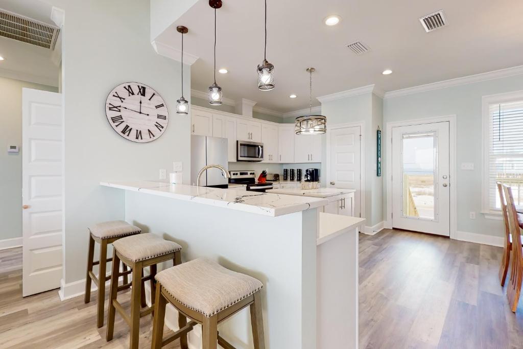 Treasure Chest - Image 4