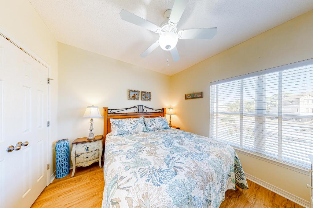 Bella By the Sea - Image 8