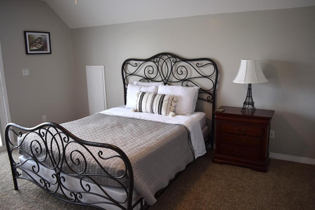 Makin MEMORIES: with Dock/Hot Tub/Cable Internet - Image 6