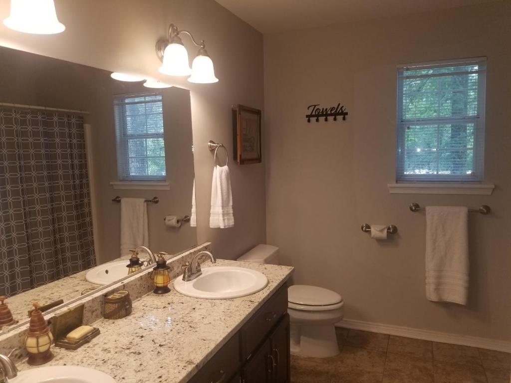 Makin MEMORIES: with Dock/Hot Tub/Cable Internet - Image 7