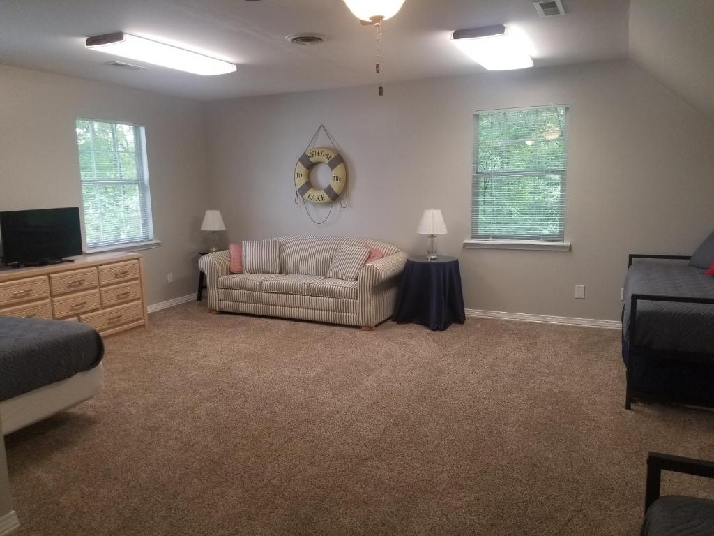 Makin MEMORIES: with Dock/Hot Tub/Cable Internet - Image 5