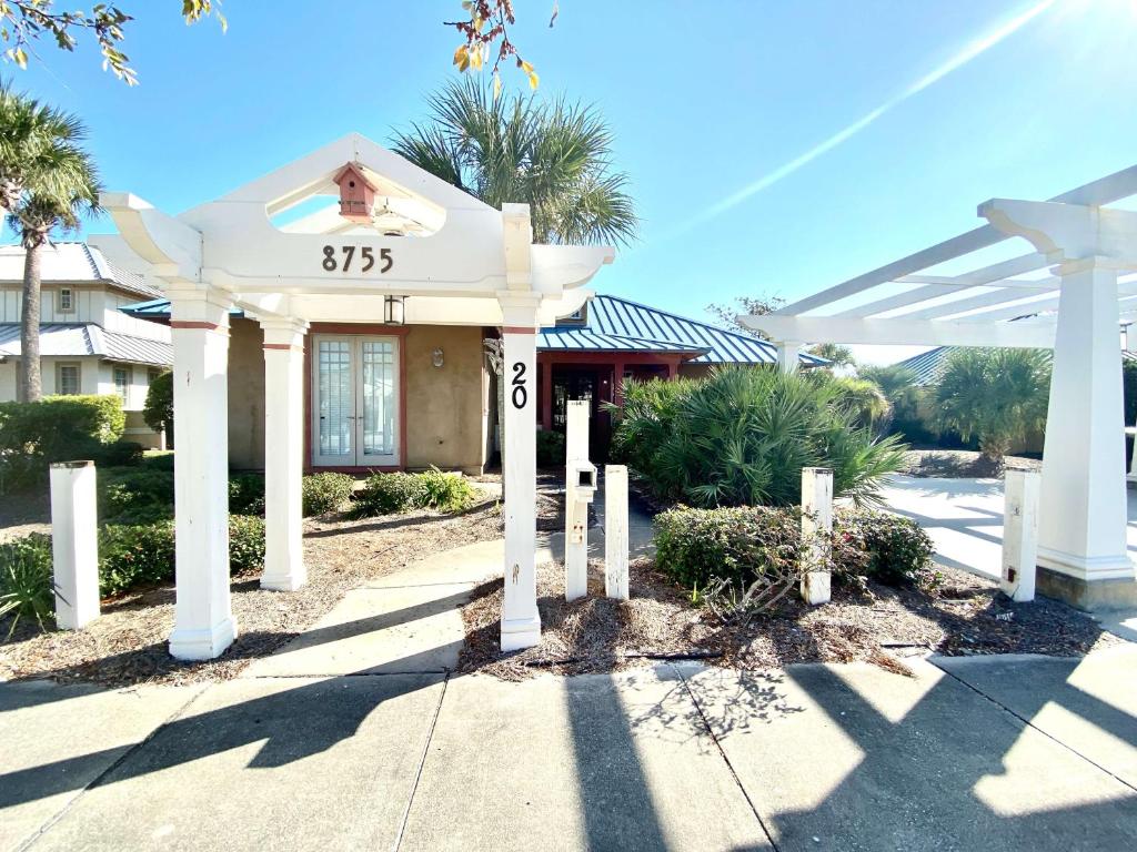 Beach Club Cottage 20 by ALBVR - Beautiful, Private Home - Amenities Galore! - Image 7