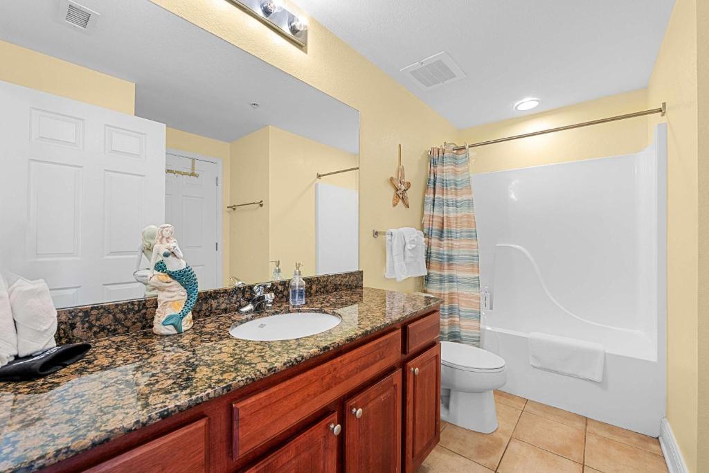 Hot Tub (Jacuzzi) - Photo 3