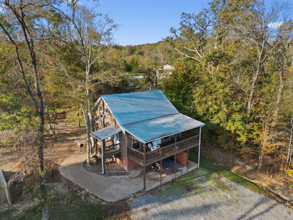 Hot Tub (Jacuzzi) - Photo 3