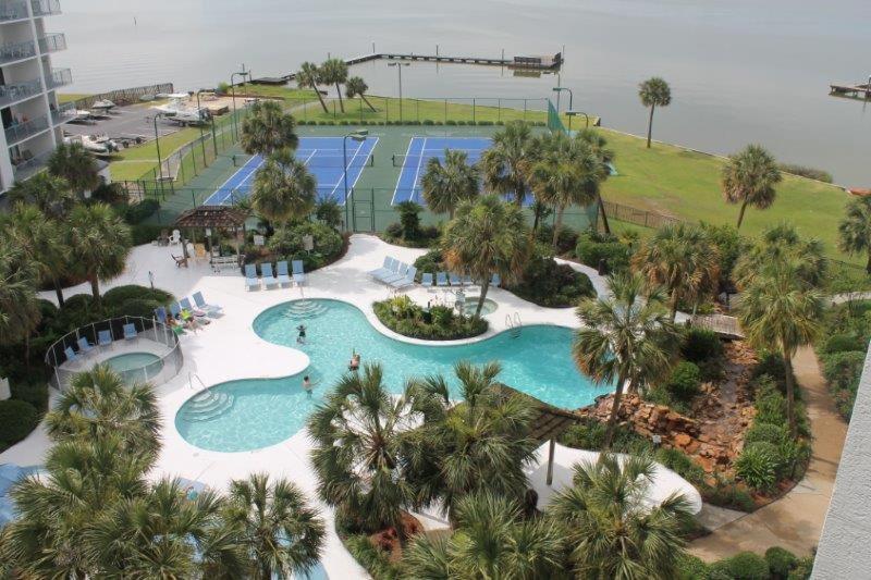 Hot Tub (Jacuzzi) - Photo 3