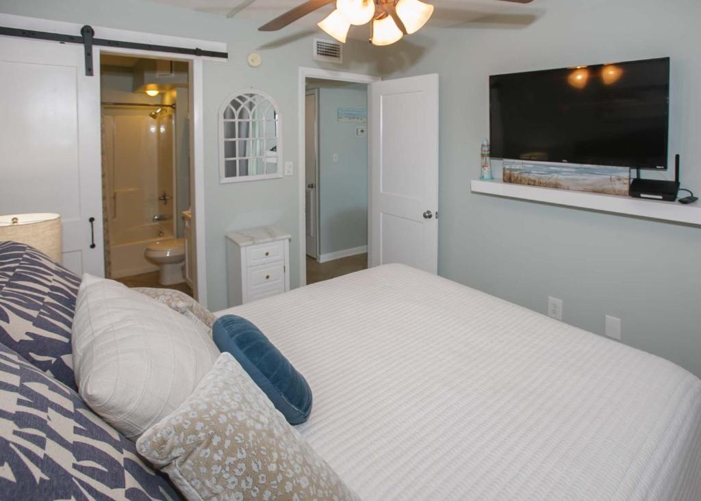 Hot Tub (Jacuzzi) - Photo 4