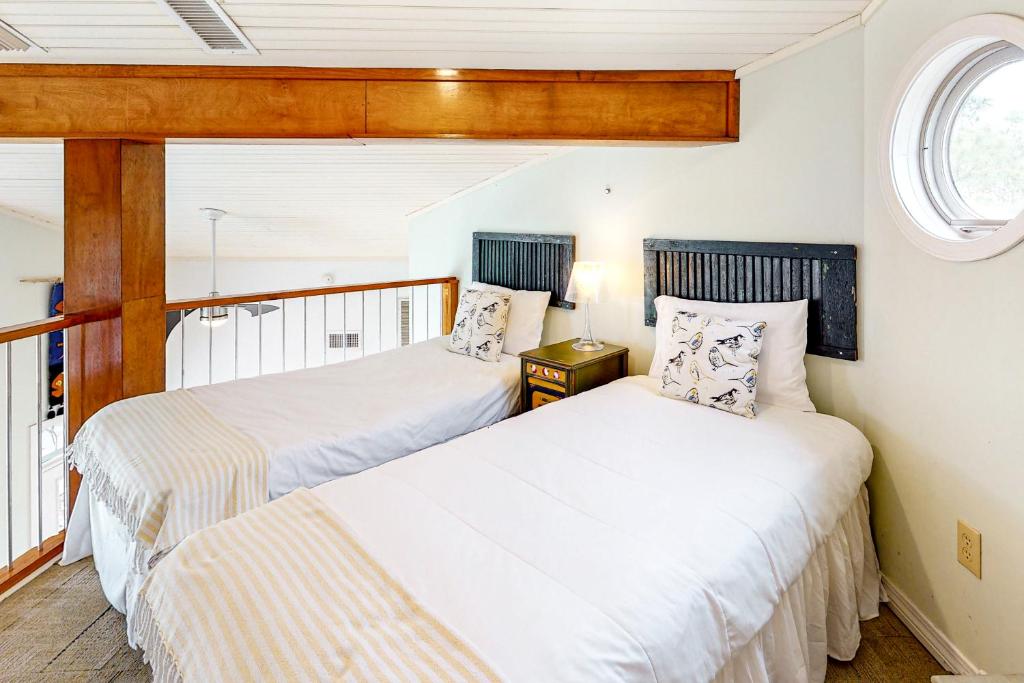 Bird's Nest - Image 7