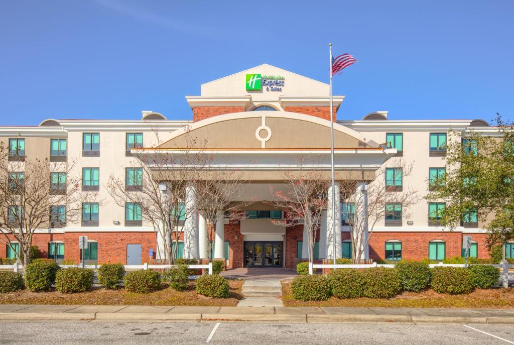 Holiday Inn Express Hotel & Suites Gulf Shores by IHG