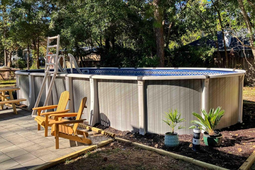 Hot Tub (Jacuzzi) - Photo 2