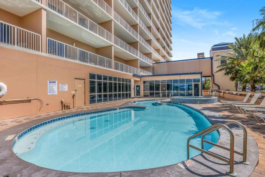 Hot Tub (Jacuzzi) - Photo 7