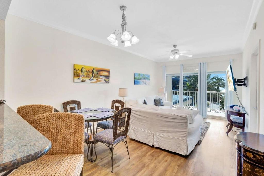 Crystal Tower 206 Amenities galore - Image 7