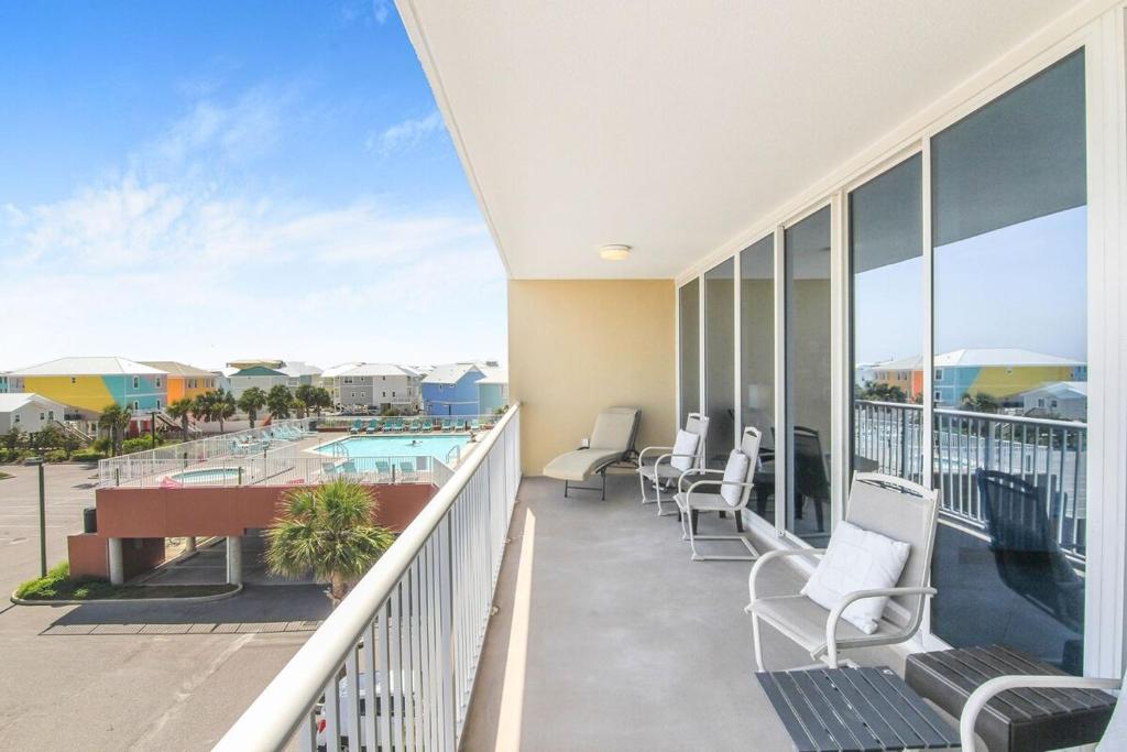 Sanibel 306- Easy beach access & Gulf views - Image 6