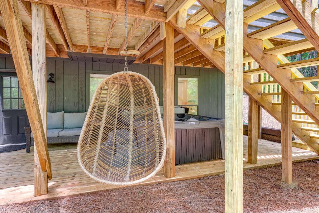 Hot Tub (Jacuzzi) - Photo 3