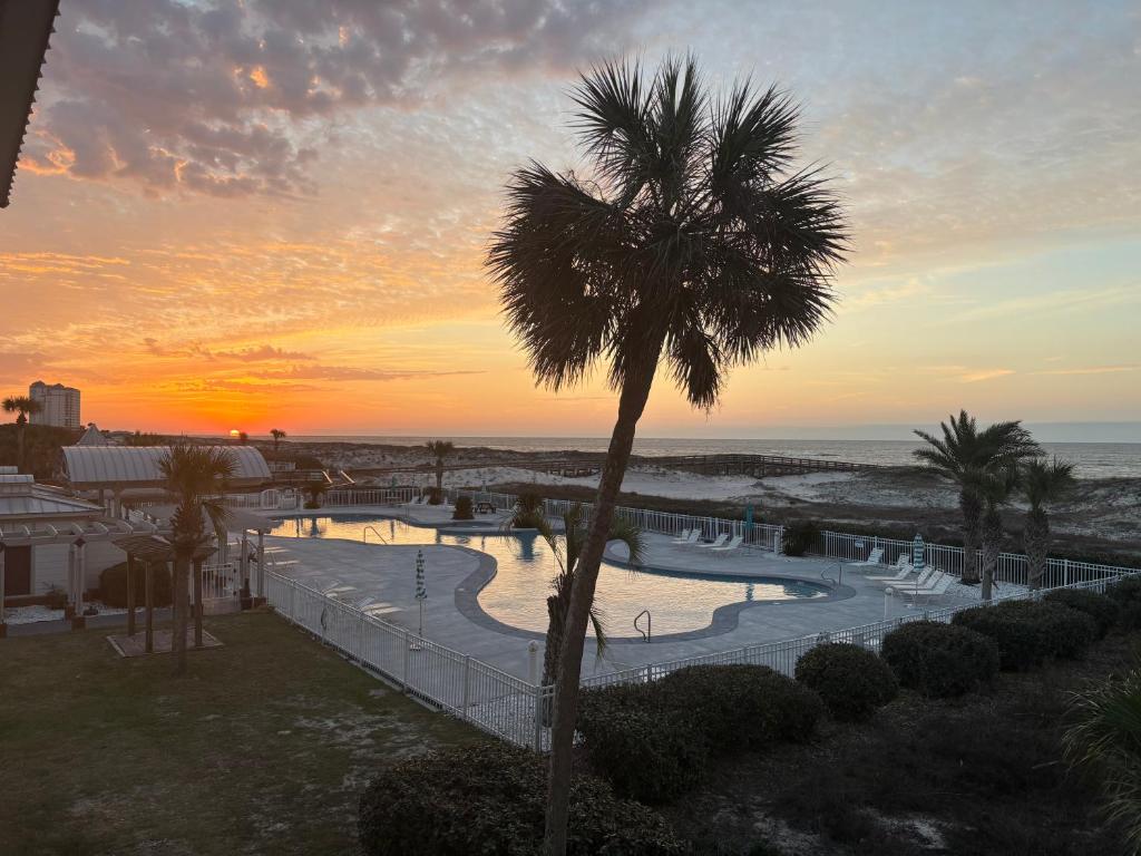 Stay beachy - Image 5