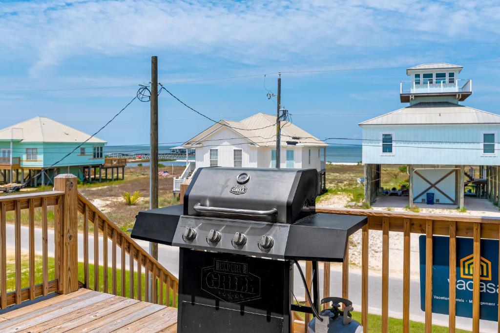 Stay AWhile - Image 6