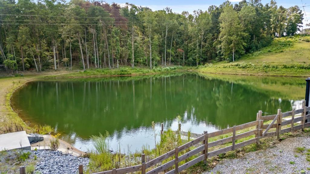 Pool Lodge with amazing views - Image 4