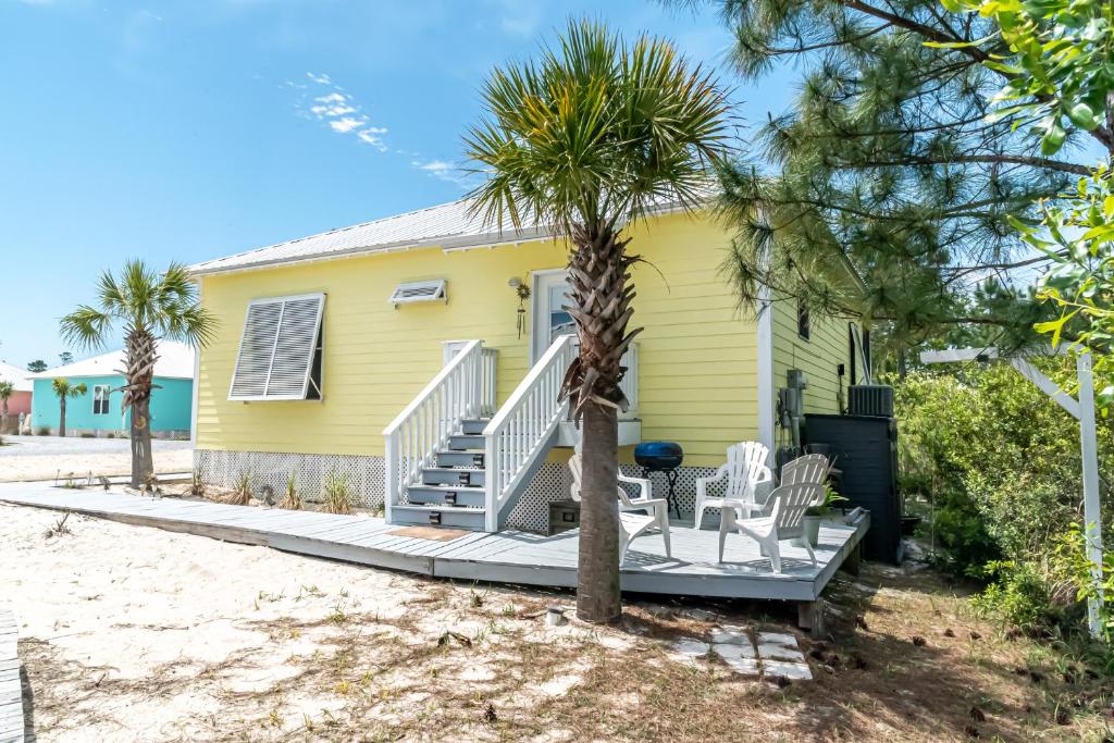 6014 Rookery 3 2 pools close to beach, golf cart availble to rent