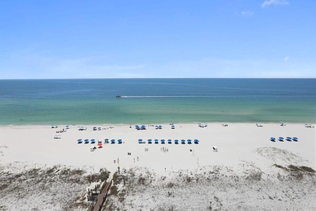Regency Isle 710 Gulf Front 2 BD 2 bath Condo with Stunning Views - Image 6