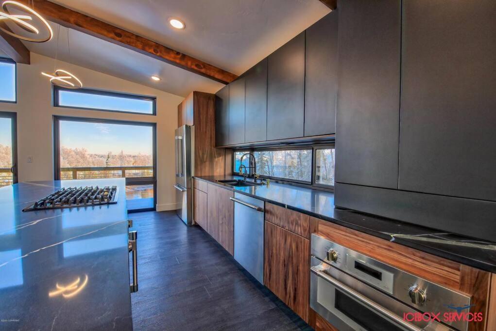 Lakeview Oasis on Big Lake Waterfront - Image 4
