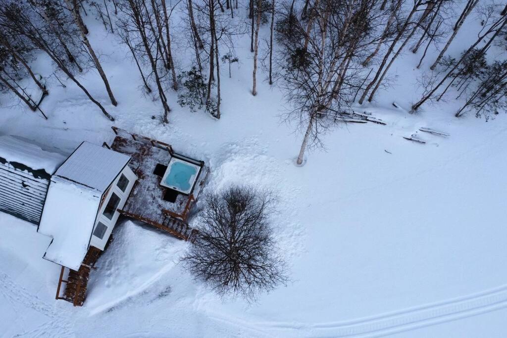 Hot Tub (Jacuzzi) - Photo 2