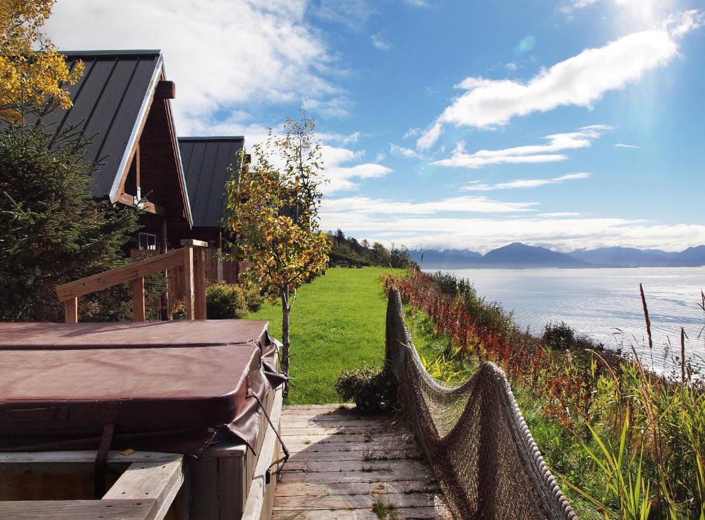 Alaskan Suites