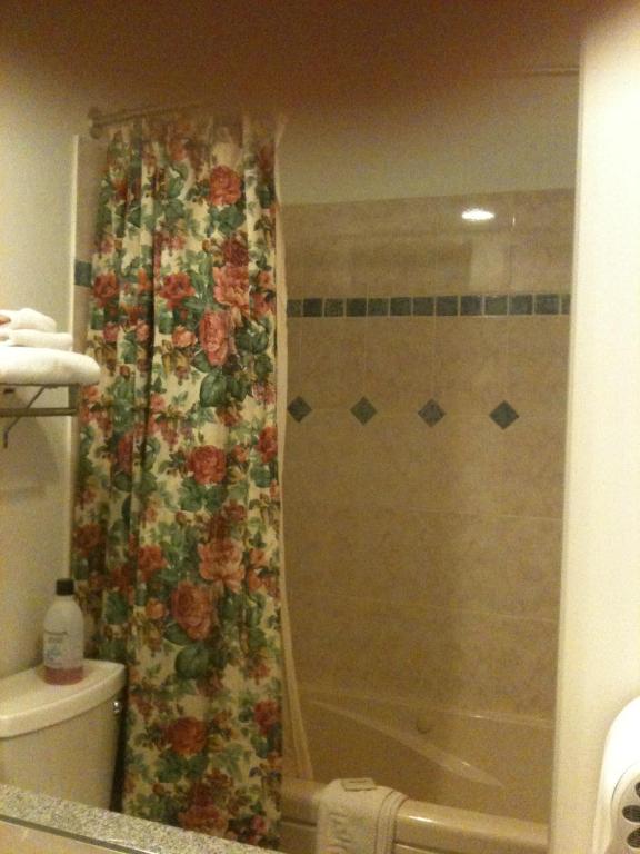 Whirlpool - Photo 3