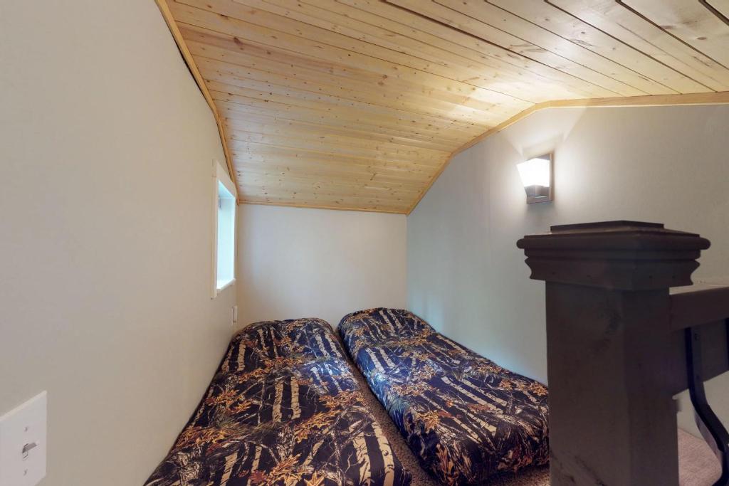 Loveland Cottage - Image 7