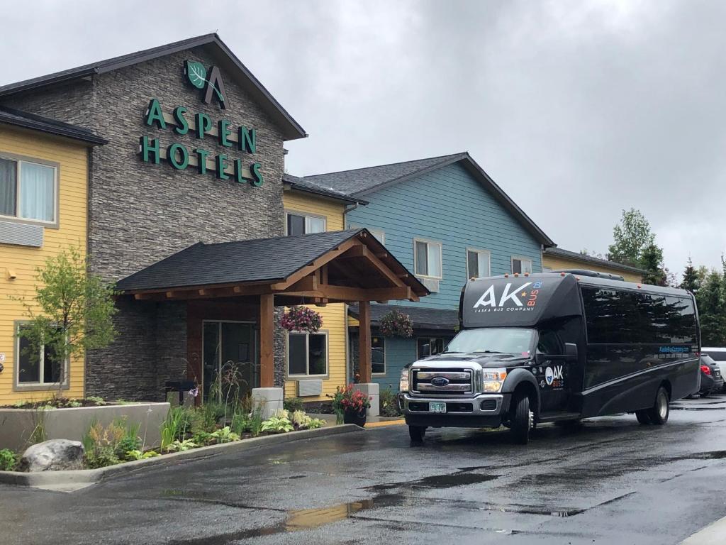 Aspen Hotel - Image 7