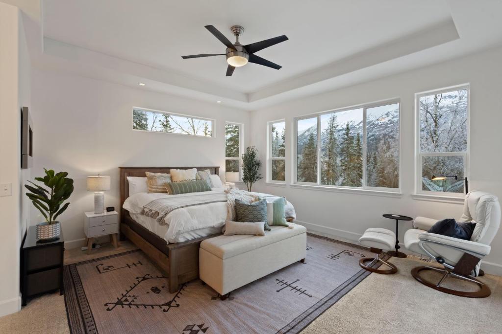 Cozy Private Hot Tub, Luxe Views! Shiloh&harmony - Image 6