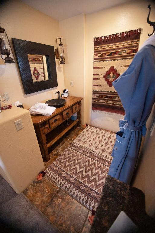 Hot Tub (Jacuzzi) - Photo 2