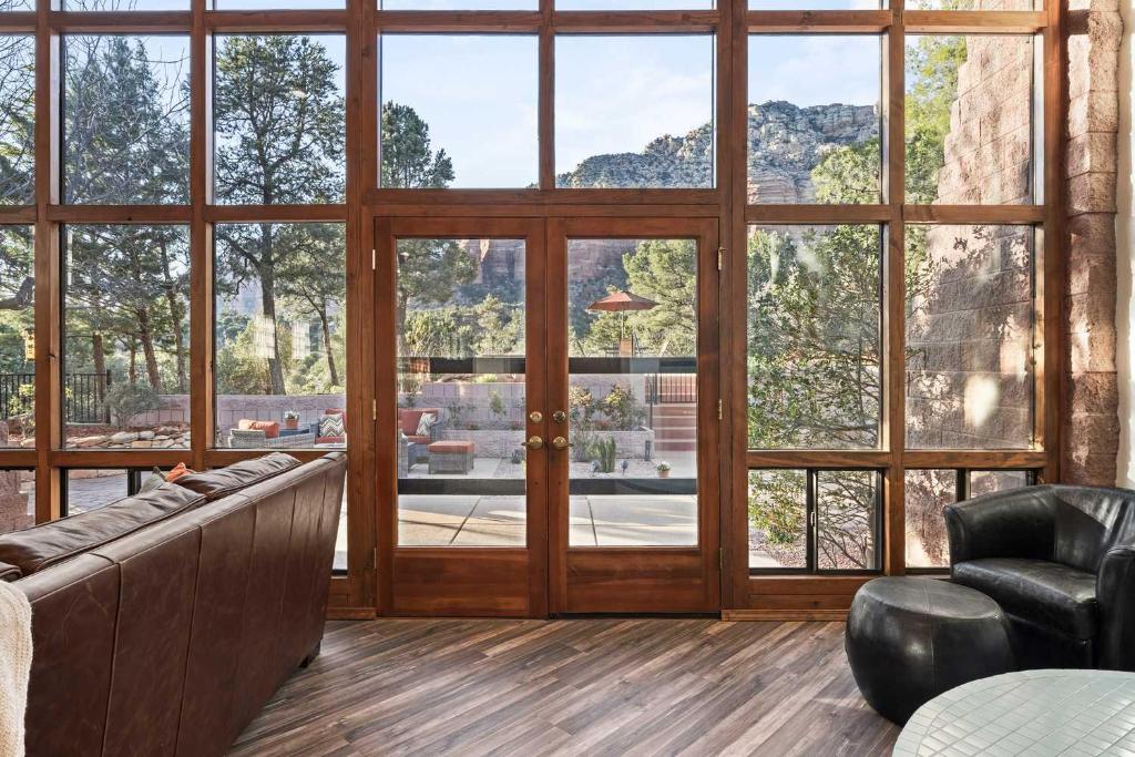 Casa Ventana - Epic Red Rock Views Firepits & Spa - Image 5